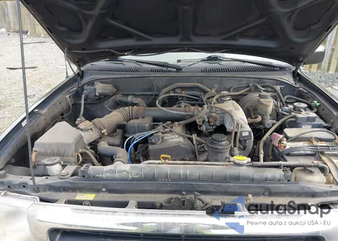 1999 Toyota Tacoma from USA, damaged, VIN 4TAPM62N8XZ469630